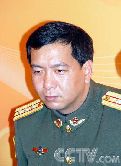 丁晓兵妻子的故乡,探寻与传奇的故事,丁晓兵妻子故乡探秘,传奇故事的探寻之旅