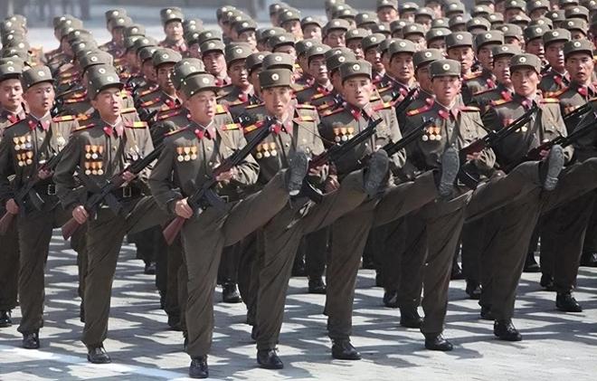 世界三大阅兵式的壮丽风采，世界三大阅兵式的震撼瞬间与壮丽风采