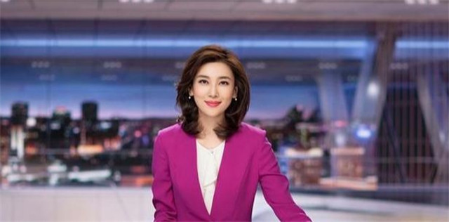 军事频道女主持纪ML的独特魅力与专业素养，军事频道女主持纪ML，魅力与专业并存