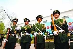 重温历史荣耀，2008年奥运会三军仪仗队视频回顾，重温历史荣耀，2008年奥运会三军仪仗队精彩瞬间回顾