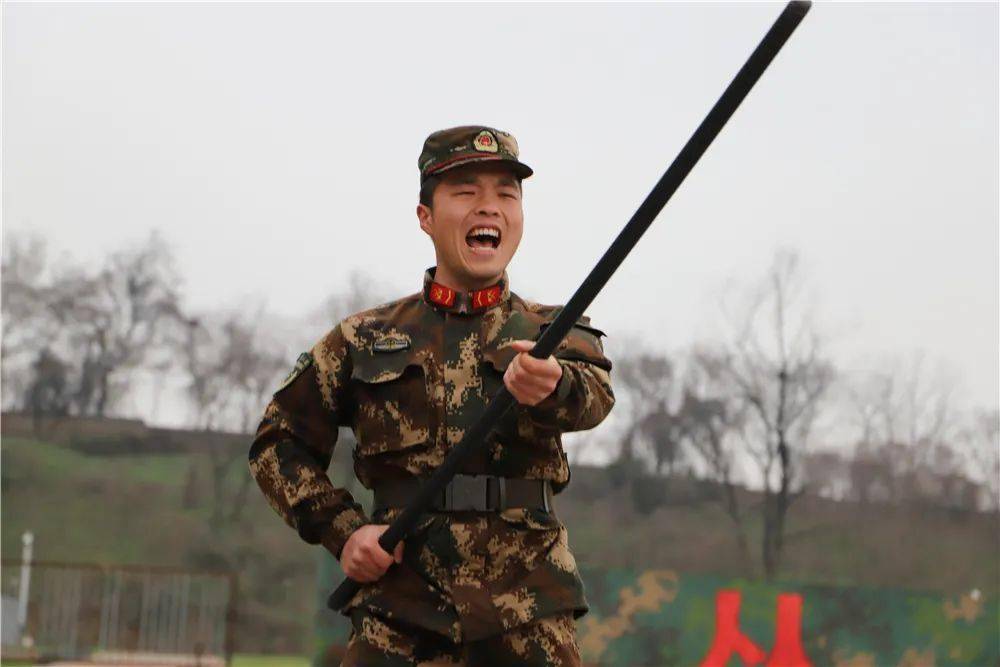 成都军区第十四集团军与狼牙的故事，成都军区第十四集团军与狼牙传奇故事