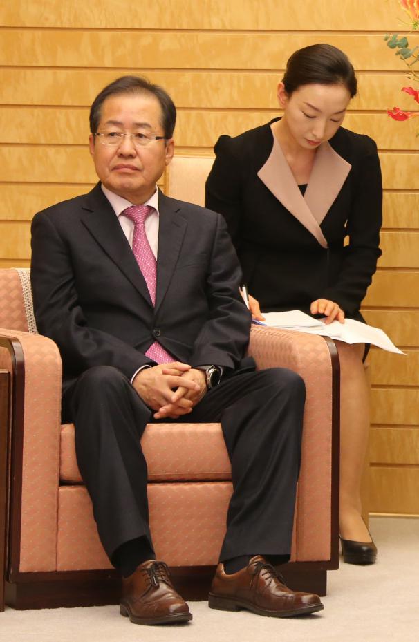 韩国总统候选人尹锡悦,未来领导者的愿景与挑战,韩国总统候选人尹锡悦,未来领导者的愿景与迎战挑战