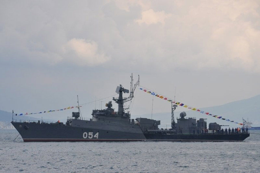 海军节图片高清,庆祝海军荣耀与力量的展现,海军节庆典图片高清展示,荣耀与力量的海洋之旅