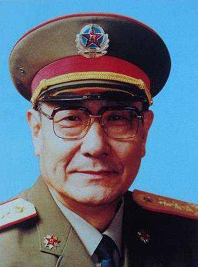 历任军长政委名单