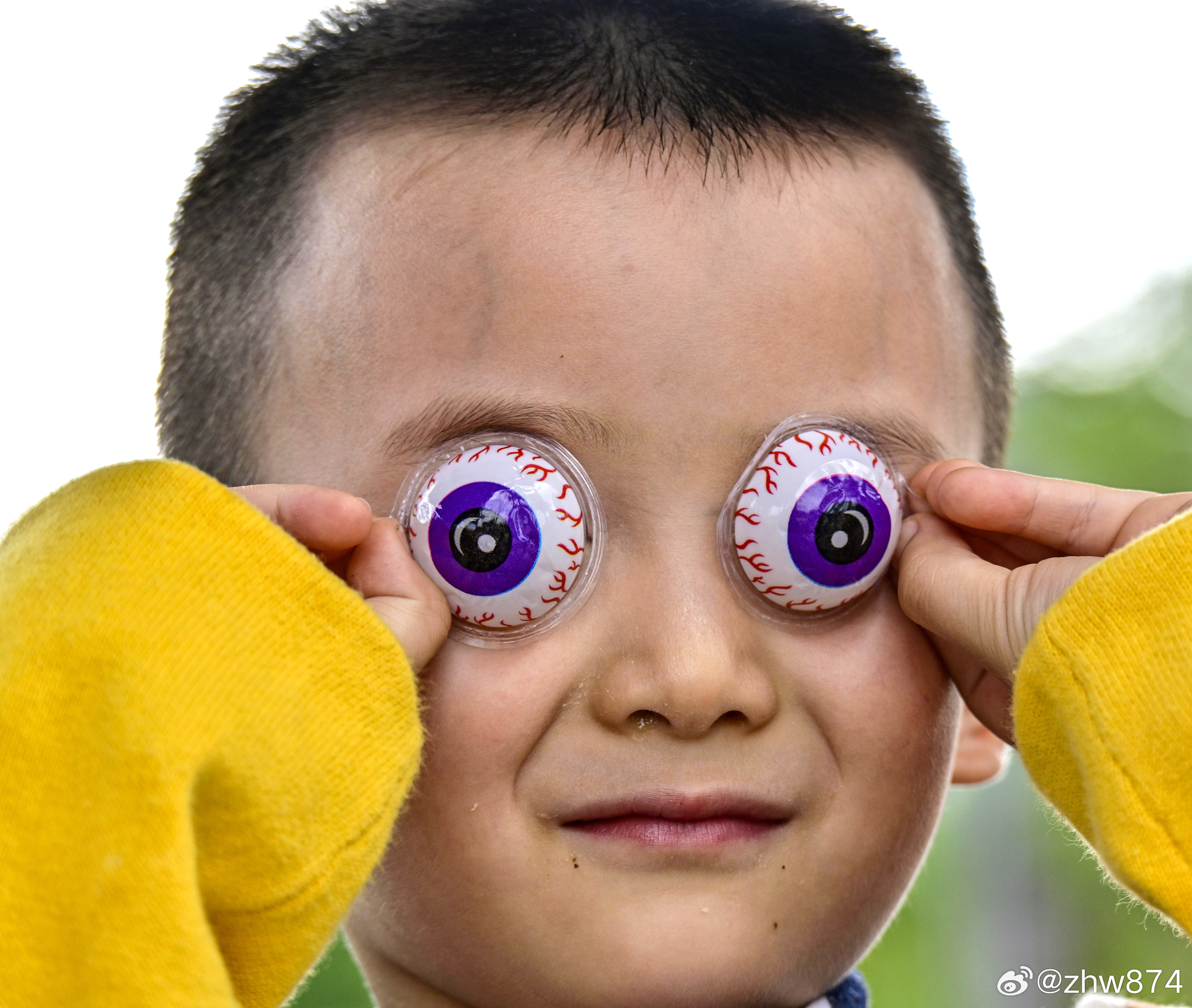 童眼看世界头条新闻,童眼看世界,头条新闻聚焦