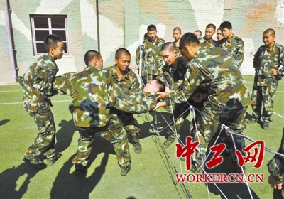 参军训练的项目与内容，深度解析军事训练的多个方面，深度解析军事训练的多个方面，参军训练的项目与内容探讨