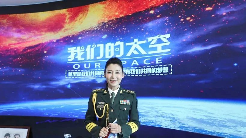 CCTV7国防军事女主持人王月，闪耀在军事新闻领域的璀璨明珠，CCTV7国防军事女主持人王月，军事新闻领域的璀璨明珠闪耀风采