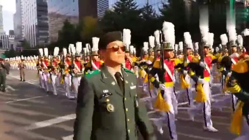 全球阅兵式高清视频，展现各国军事实力与风采，全球阅兵盛况高清视频，展现各国军力与风采
