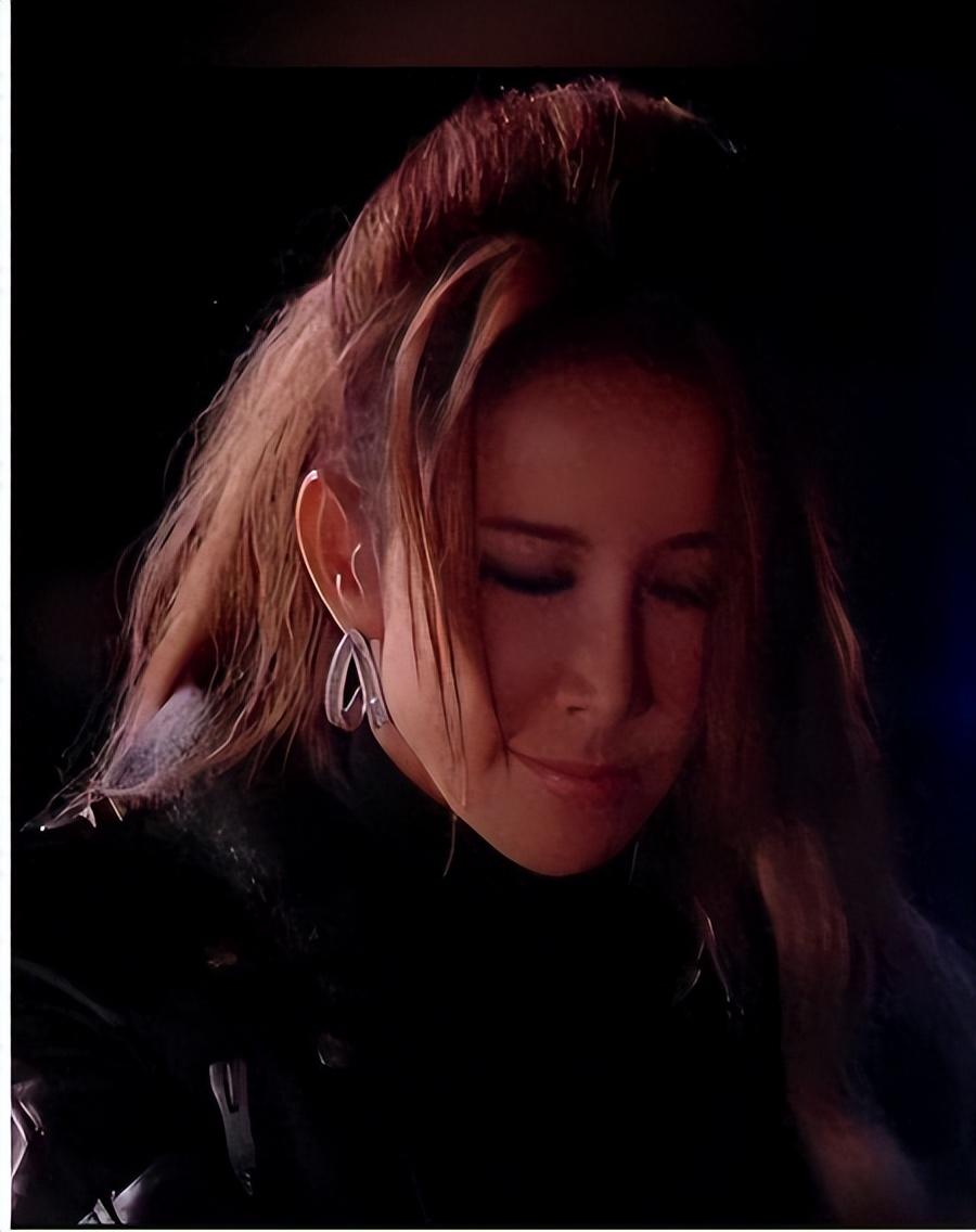 CCTV7停播,变革中的电视产业转型之路,CCTV7停播背后的电视产业转型之路