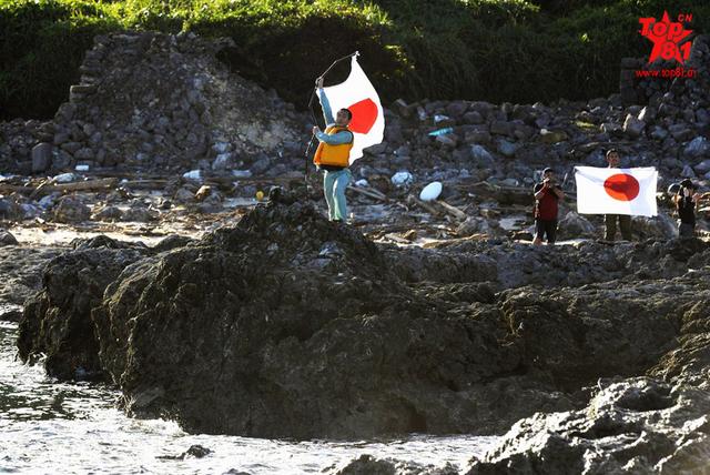 钓鱼岛上中国国旗的庄严与骄傲,钓鱼岛上中国国旗的荣耀与自豪