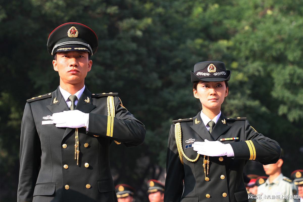中国人民解放军军服介绍，中国人民解放军军服详解