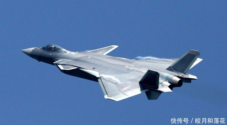 成飞生产了哪些战机，中国航空工业的骄傲，成飞制造的战机系列，中国航空工业的辉煌骄傲