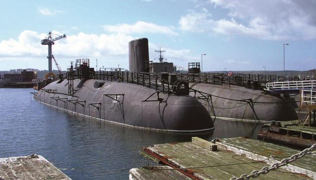 征服者号潜艇，深海探险的先锋，征服者号潜艇，深海探险先锋之旅