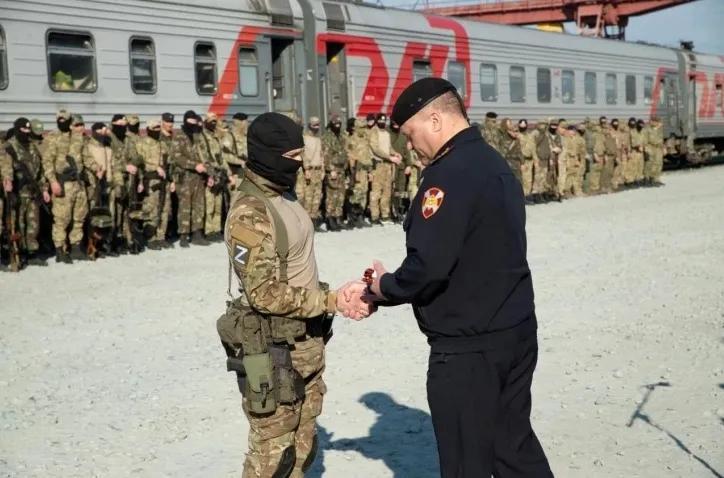 最近战争新闻的画法与写法,如何捕捉战争的真相并传达给公众,揭秘战争新闻写作艺术,捕捉真相,传达给公众的标题策略