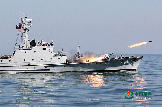 东海舰队海军陆战队,勇闯海域前沿的先锋力量,东海舰队海军陆战队,先锋力量勇闯海域前沿