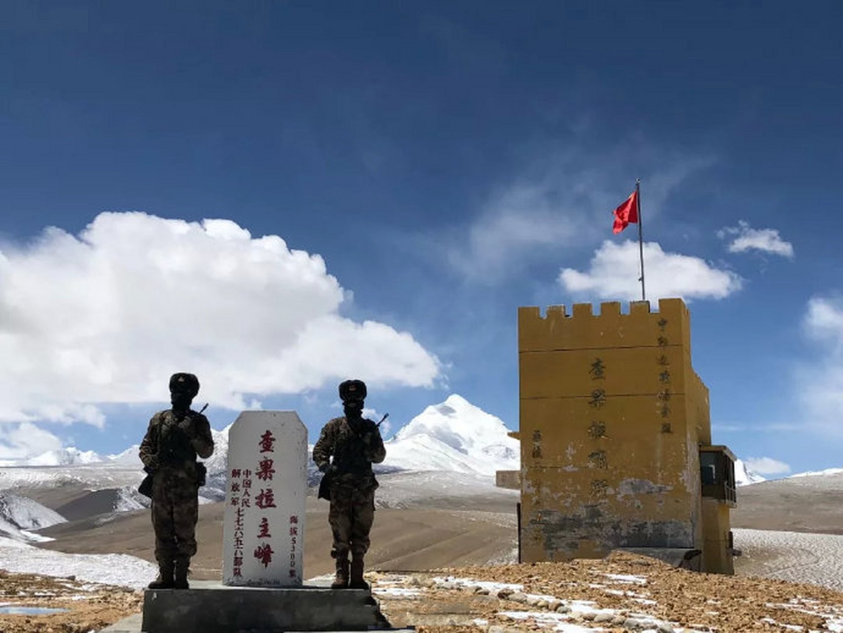 查果拉哨所，边疆的坚守与奉献，查果拉哨所的坚守与奉献，边疆线上的无声誓言