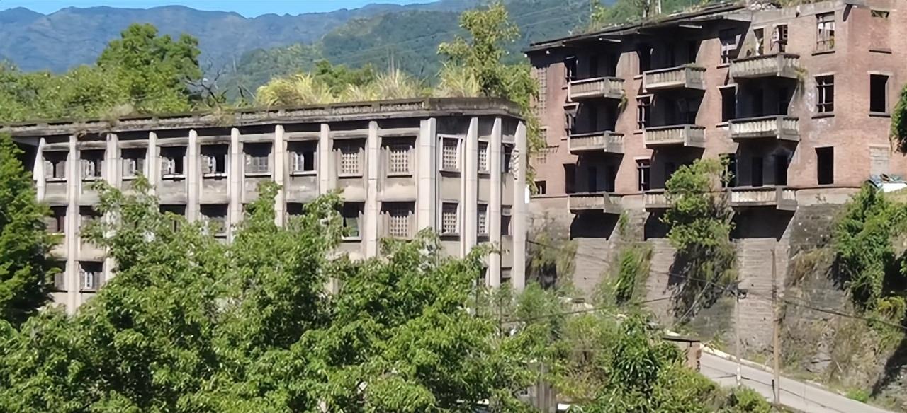 重庆兵工厂报名入口，探索与启程，重庆兵工厂报名探索之旅，启程新征程