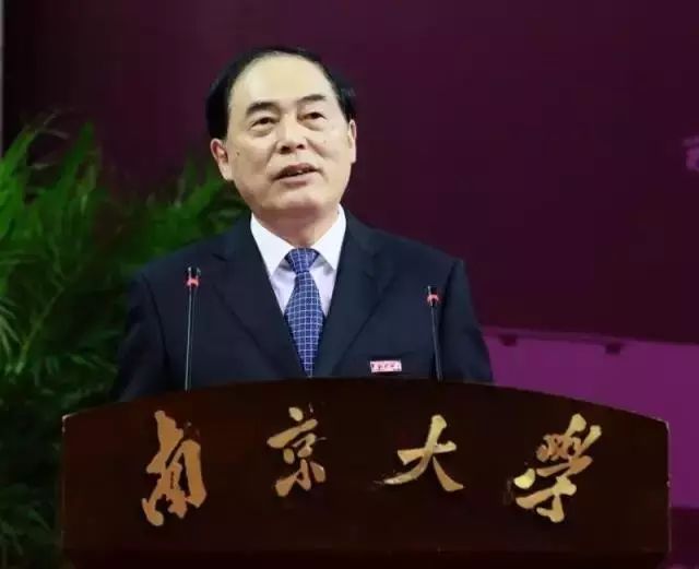 张雪峰谈人民武装学院,培养新时代武装力量的摇篮,张雪峰谈人民武装学院,新时代武装力量的摇篮培育地