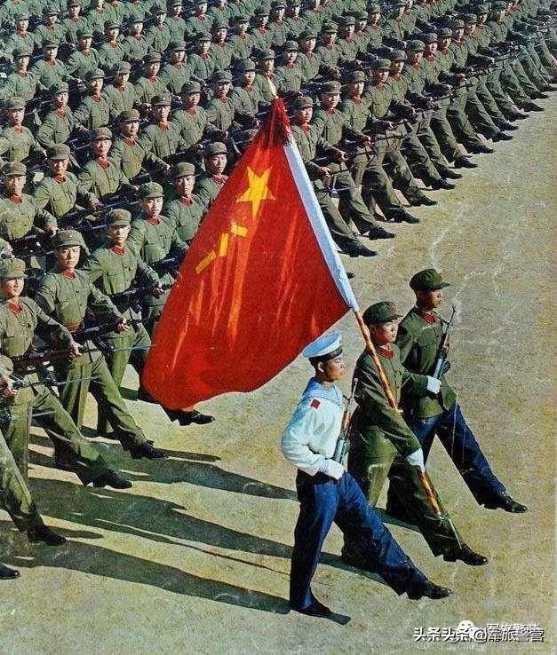 探索时代女性的风采，65军装女兵的独特魅力与图片展示，时代女性的风采与军装女兵的独特魅力，探索与图片展示
