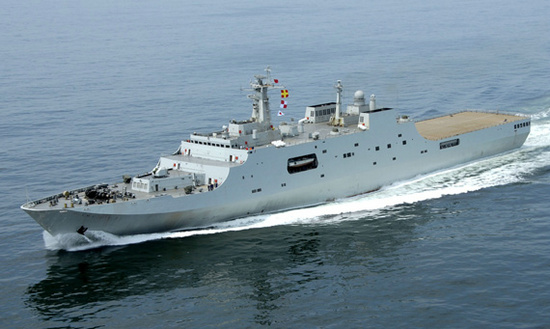 我军船坞登陆舰，强大的海上力量与战略支撑，我军船坞登陆舰，强大的海上力量与战略支撑平台
