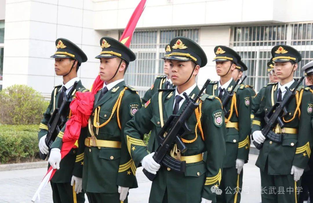 国旗护卫队的荣耀与坚韧，励志人生的砥砺前行，国旗护卫队的荣耀与坚韧，砥砺前行的励志人生