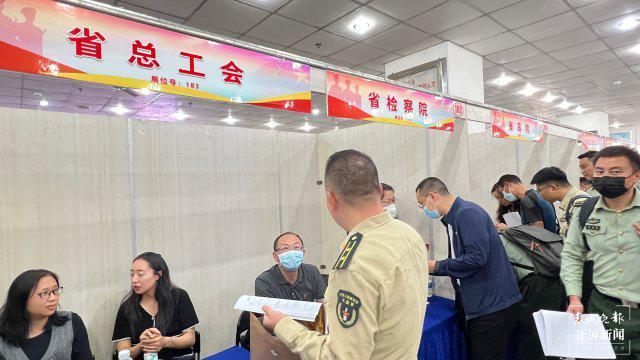 揭秘2023年军官工资体系，薪酬结构、增长趋势与社会影响，揭秘2023军官工资体系，薪酬结构、增长趋势及深远社会影响