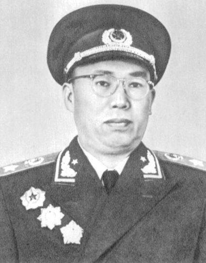 现任上将是高级军事级别，现任上将的高级军事级别地位解析