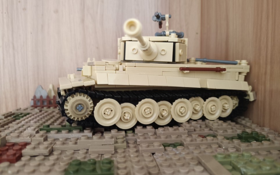 乐高虎式重坦，积木的魅力与军事的完美结合，乐高虎式重坦，积木与军事的巅峰结合