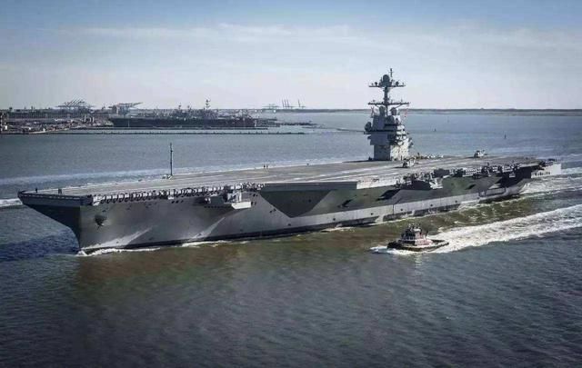 美国福特号航空母舰