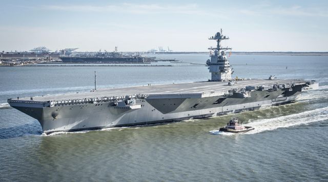 福特号航空母舰与辽宁,海洋力量的交汇点,福特号航空母舰与辽宁,海洋力量的交汇与对决