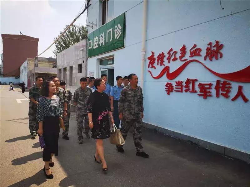 探索92式军装的独特魅力与历史价值,探索92式军装的独特魅力与历史价值揭秘之旅