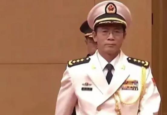 军长退休享受什么待遇，深入了解我国军队退休制度及其待遇，揭秘军长退休待遇，我国军队退休制度及其福利详解