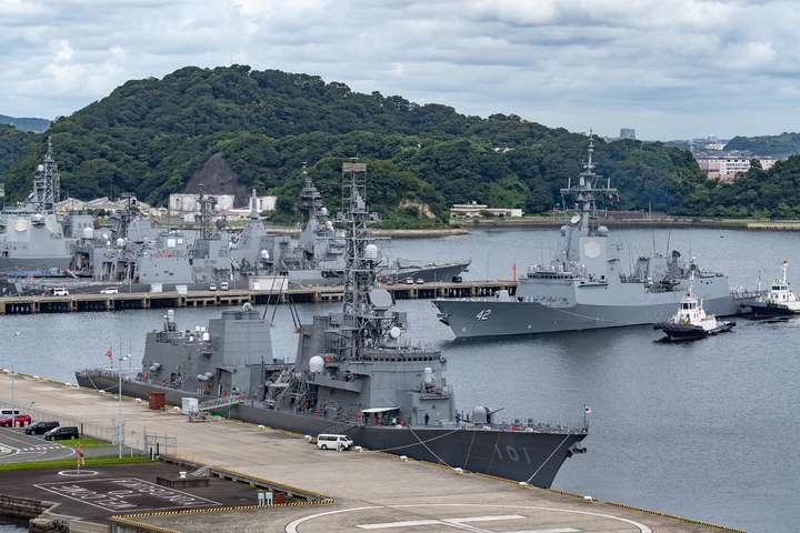 日本驱逐舰与澳大利亚海军,东西方海洋力量的较量,日本驱逐舰与澳海军联手,东西方海洋力量的交汇点