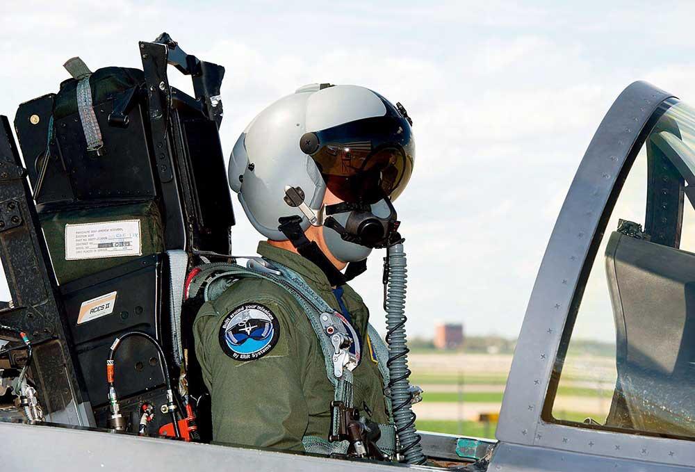 美国海军新闻网站18日报道，揭示美国海军的最新动态与挑战，美国海军最新动态与挑战揭秘