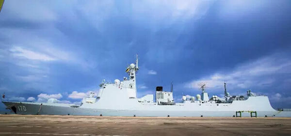中国海军170号导弹驱逐舰,捍卫海洋权益的钢铁长城,中国海军170号导弹驱逐舰,捍卫海洋权益的坚强力量