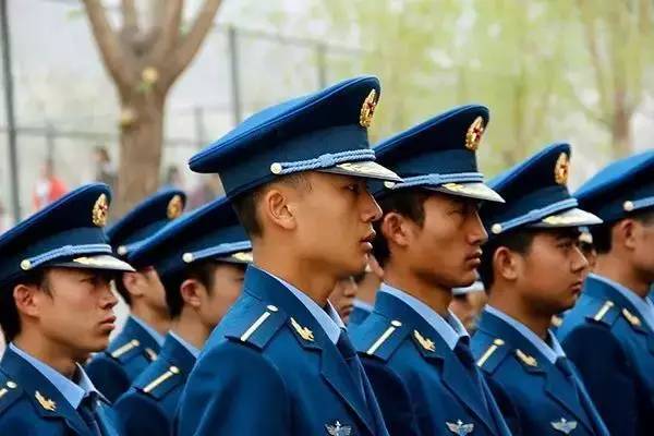 军旅之梦,类似国防生的故事,军旅之梦,国防生的青春岁月