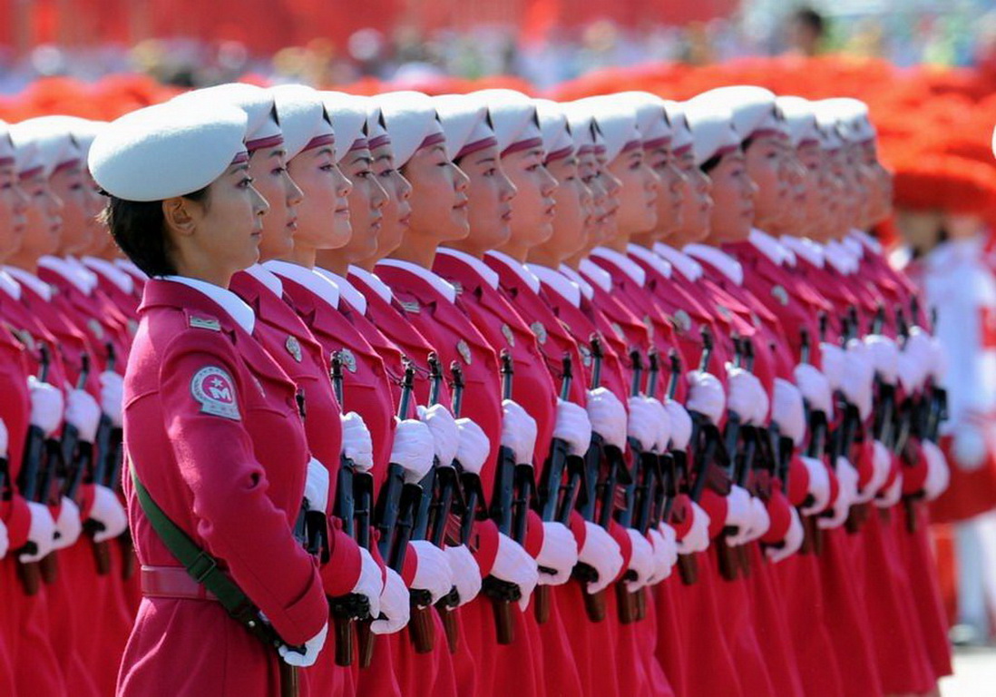 中国女阅兵高清图片欣赏,无水印之美展现巾帼风采,中国女阅兵高清图片展现巾帼风采,无水印之美欣赏