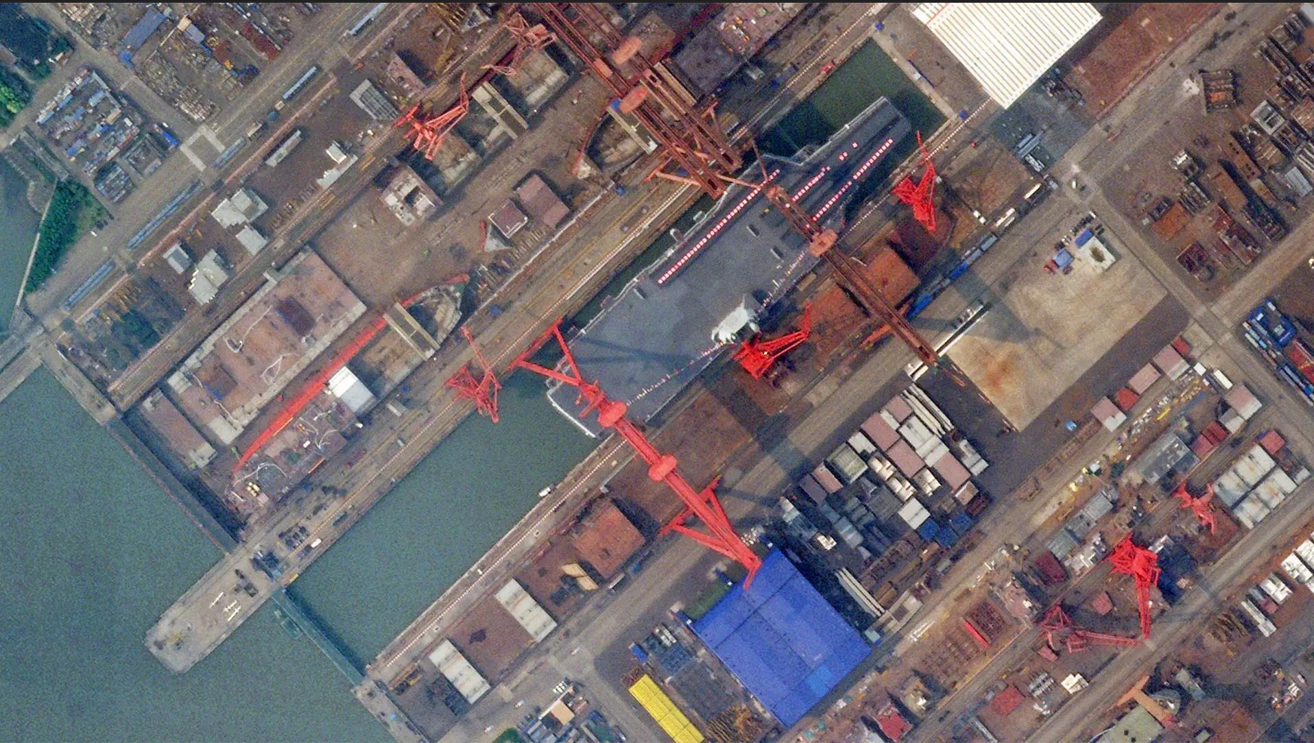 我国003型航空母舰,走向深蓝,展现大国力量,大国力量展现,我国003型航空母舰走向深蓝