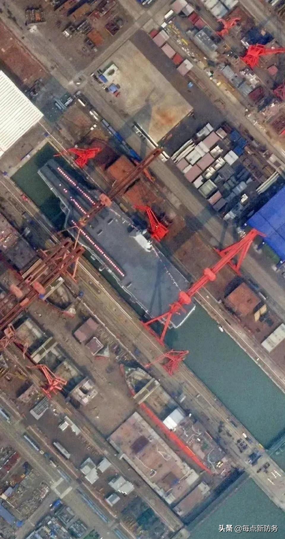 我国003型航空母舰,走向深蓝,展现大国力量,大国力量展现,我国003型航空母舰走向深蓝