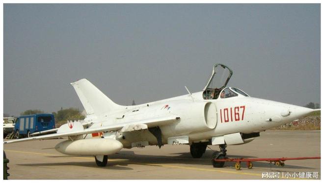 强5攻击机，超音速的空中霸主，强5攻击机，超音速空中霸主风采展示