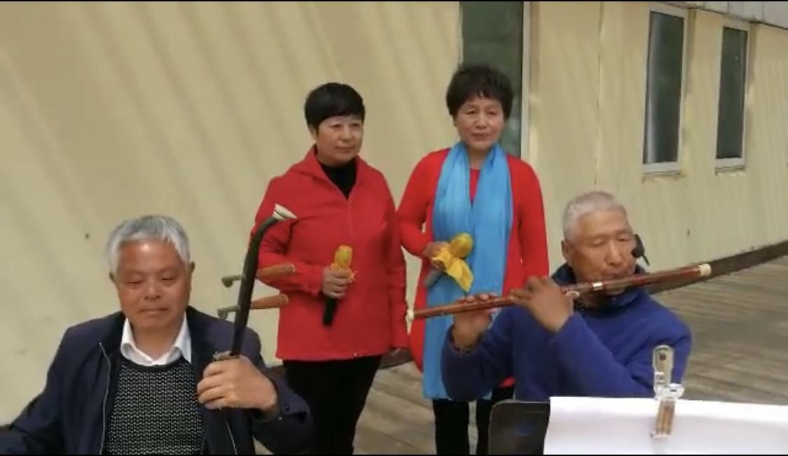 二胡与军歌，音乐中的情感交融，二胡与军歌，音乐情感交融的韵味