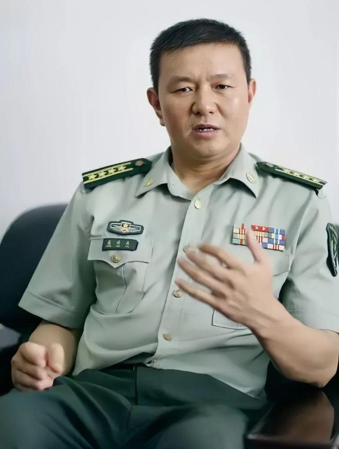 中国80后少将,青春与担当的典范,中国80后少将,青春担当的典范之路