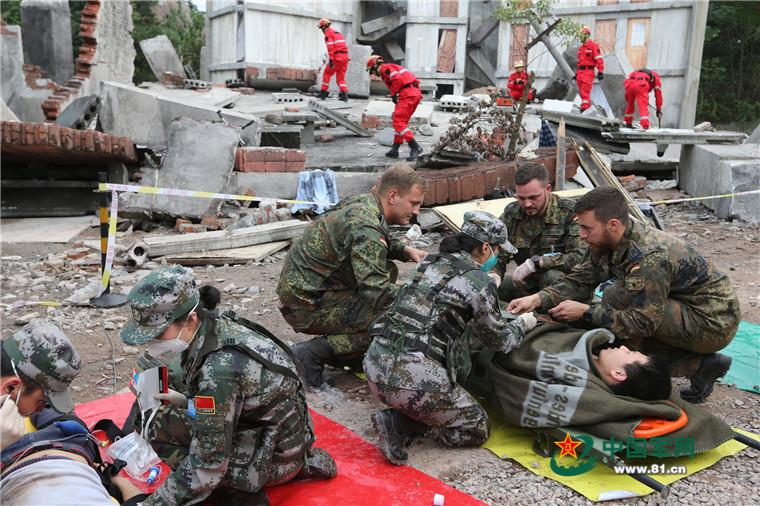 中德卫勤实兵回国视频，展现国际救援与合作的典范，中德卫勤实兵回国纪实，国际救援与合作的典范视频发布