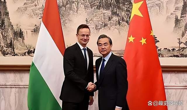 中国坚定力挺俄罗斯，就涉俄决议投下反对票的背后意义，中国坚定支持俄罗斯，涉俄决议反对票背后的深层意义