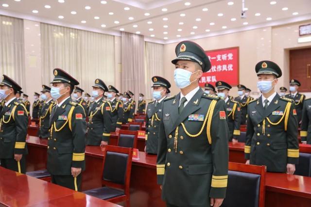 两位军官新晋升上将,荣耀背后的责任与担当,两位新晋上将的责任与担当,荣耀背后的故事