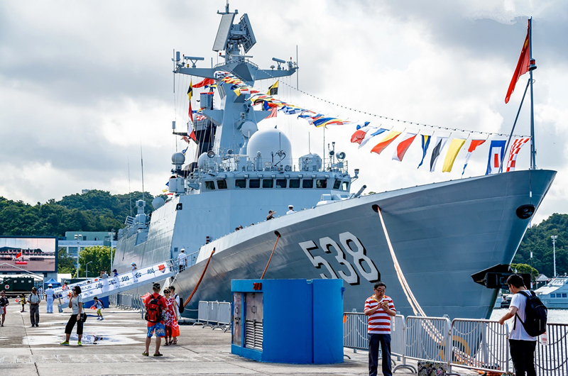 揭秘中国海军新宠，054A型护卫舰首舰之争，揭秘中国海军新宠，054A型护卫舰首舰之争的幕后故事