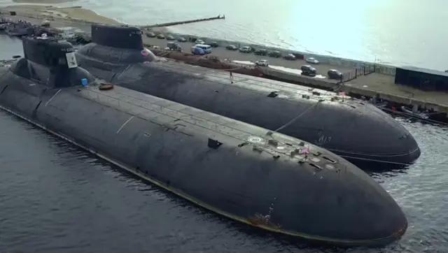 大型航空母舰的排水量及其影响,大型航空母舰排水量及其影响力探讨