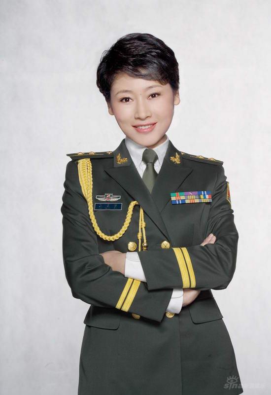 中央电视台七套节目军事女主持人，闪耀荧屏的军事之花，中央电视台七套军事女主持人，荧屏上的军事之花闪耀风采