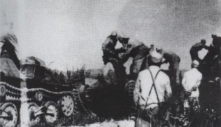 肖副司令为何不去总部，职责与决策的考量，肖副司令不去总部的考量，职责与决策权衡之道