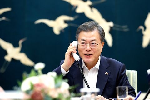 文在寅访问朝鲜,深化两国交流的新篇章,文在寅访朝,开启两国交流新篇章